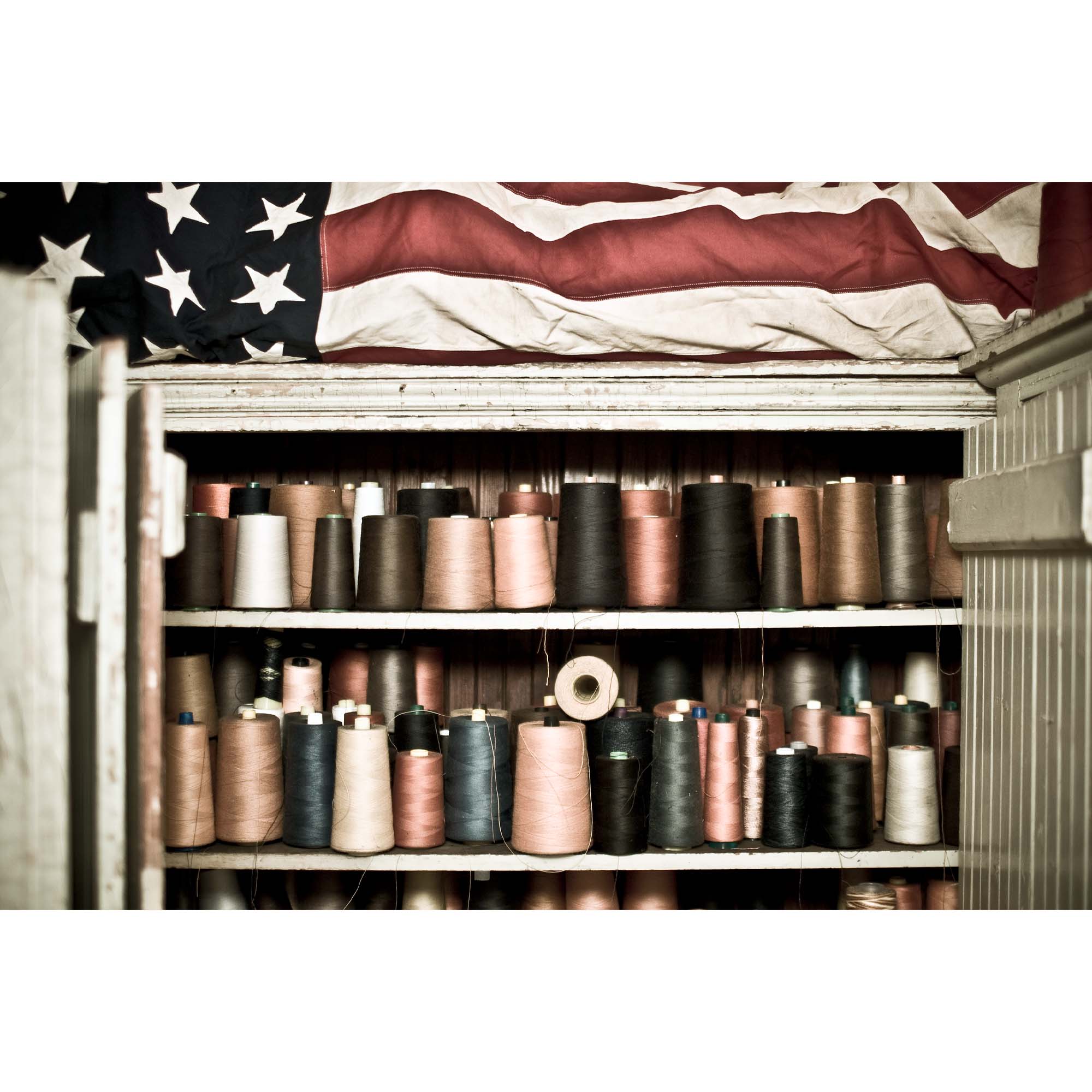 Tadd Myers, Singles, Singles - 4 - Thread Spools & Flag print